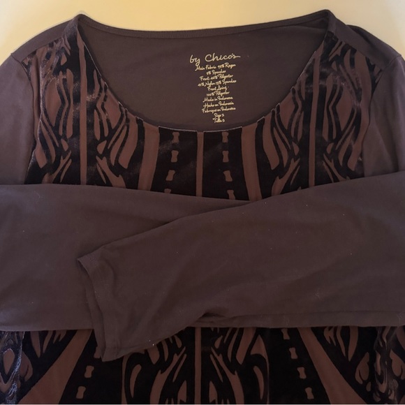 Chico's Ladies Size 2 Purple Long Sleeve Pullover Top Tunic Nylon Velour Design - Picture 11 of 16